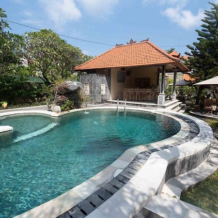 D'Kubu Legian Hotel Exterior photo