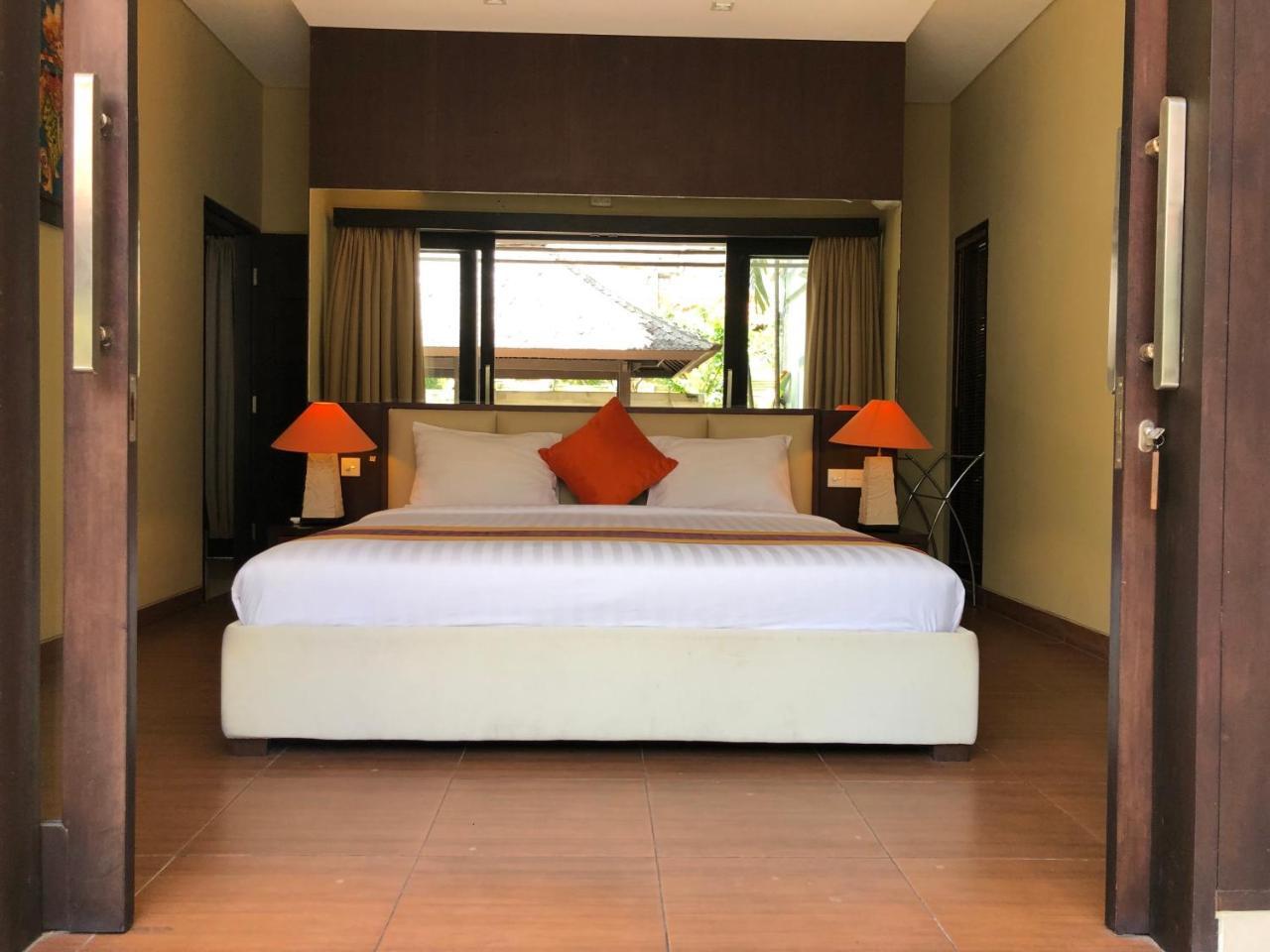 D'Kubu Legian Hotel Exterior photo