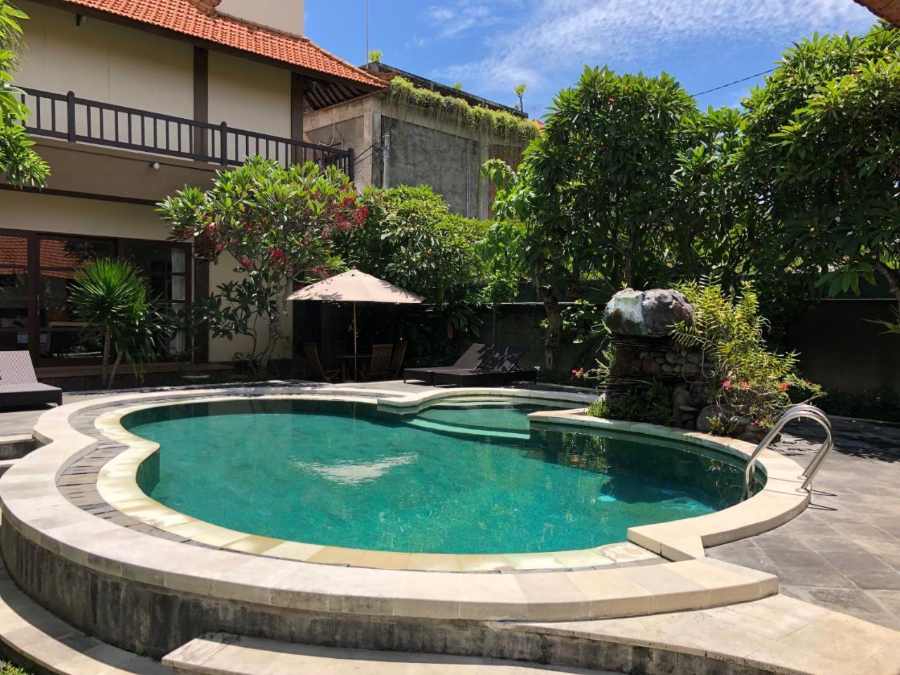 D'Kubu Legian Hotel Exterior photo