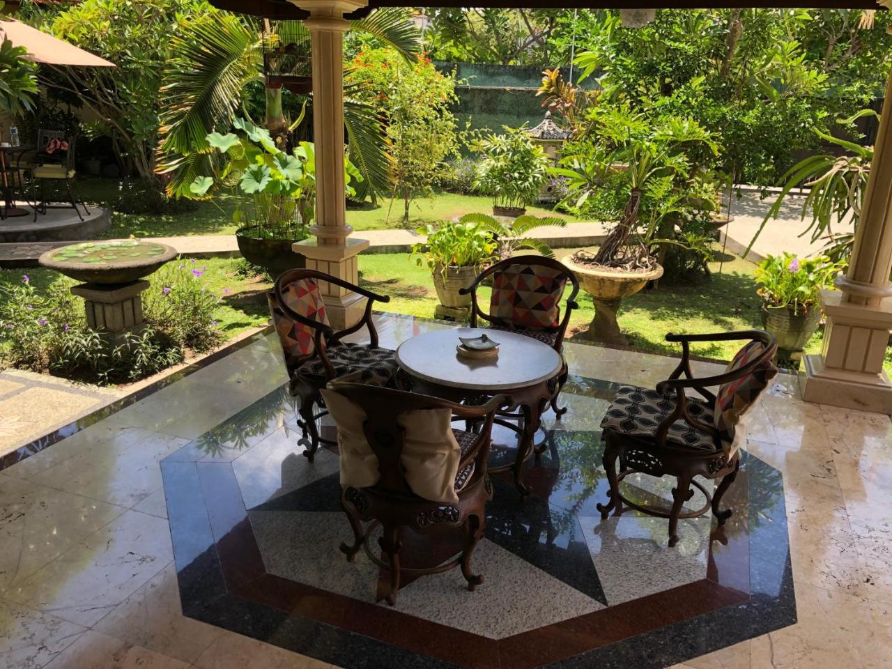 D'Kubu Legian Hotel Exterior photo