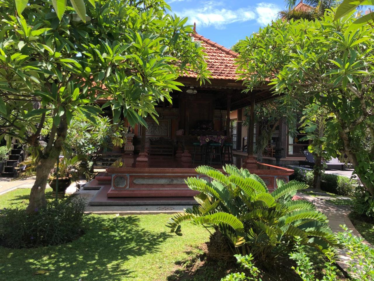 D'Kubu Legian Hotel Exterior photo